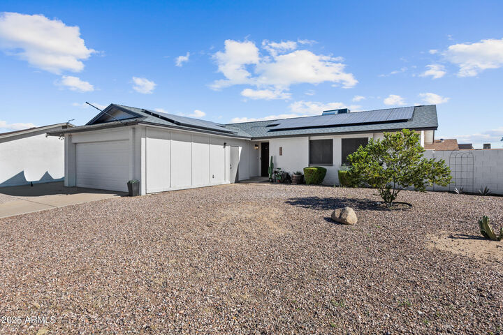 Property Photo: 17827 N 9th Avenue AZ 85023