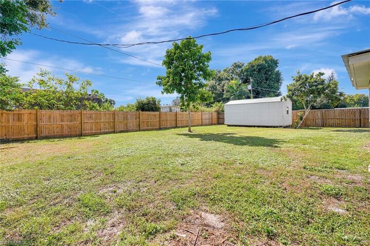 Property Photo:  12931 Fifth St  FL 33905 