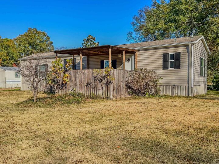 Property Photo:  420 Freda Rd  AR 72117 