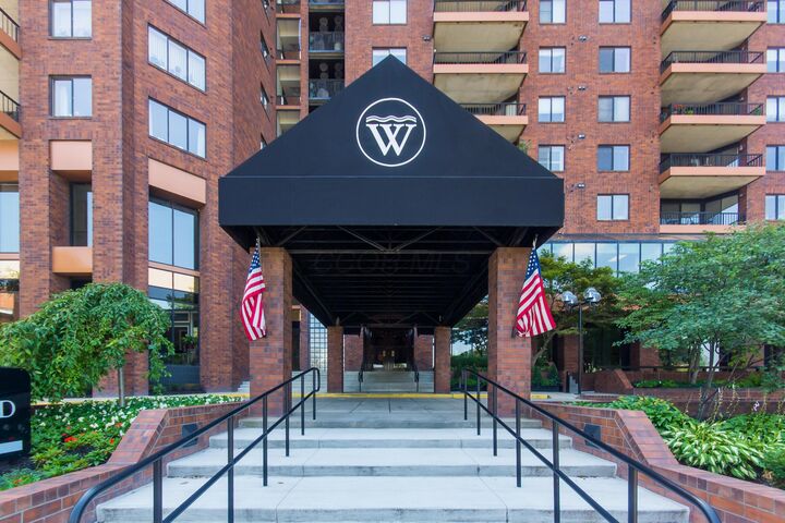 Property Photo:  155 W Main Street  OH 43215 