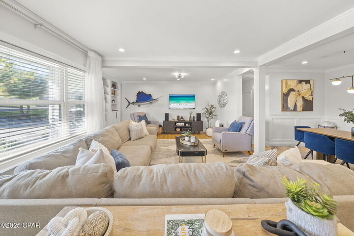 Property Photo:  1613 Dewitt Street  FL 32401 