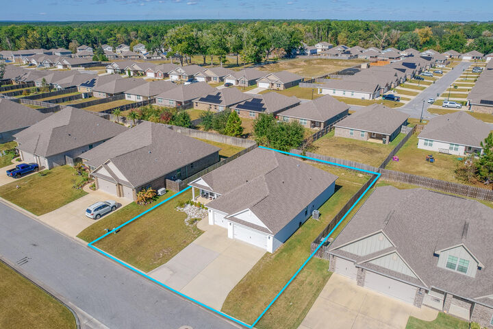 Property Photo:  5097 Wheeler Way  FL 32526 