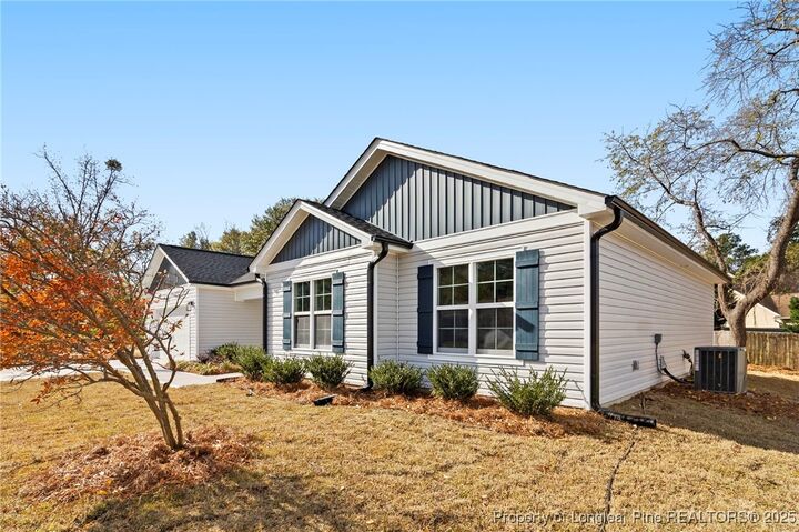 Property Photo: 1510 Deal Street NC 28306