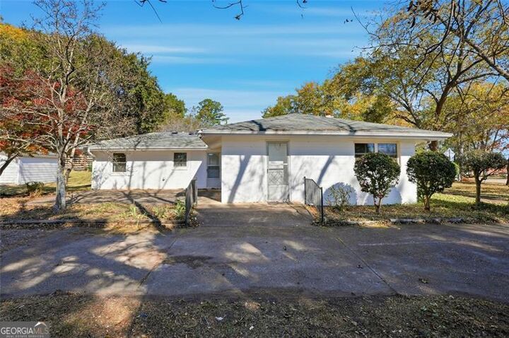 Property Photo:  56 Zack Hinton Parkway  GA 30253 