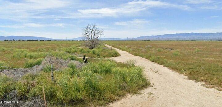 Property Photo:  9700 W Kingbird Avenue  CA 93560 