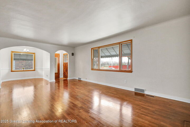 Property Photo:  2009 Drexel Road  MI 48915 