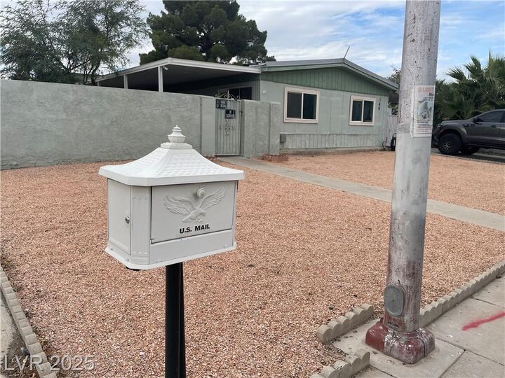 Property Photo:  149 Sir Thomas Drive  NV 89110 