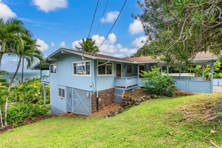47-323 Mawaena Street  Kaneohe HI 96744 photo