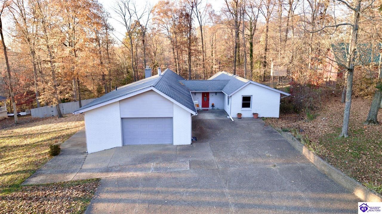 Property Photo:  42 Tarnwood Drive  KY 40108 