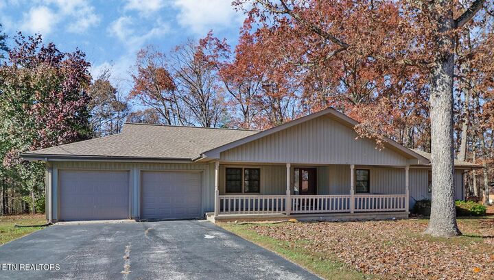 650 Mockingbird Drive  Crossville TN 38555 photo