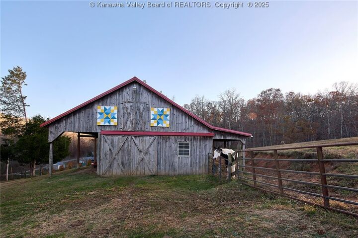Property Photo: 2049 Buff Creek Road WV 25526