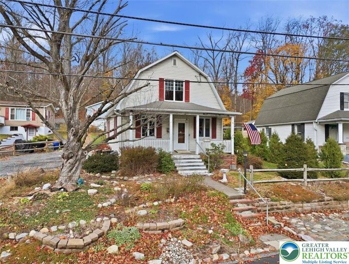 286 Oak Road  Washington Twp PA 18013 photo