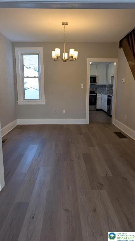 Property Photo:  417 E Frankford Street  PA 18018 