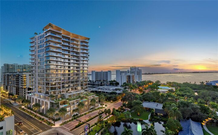 668 Quay Commons 1601  Sarasota FL 34236 photo