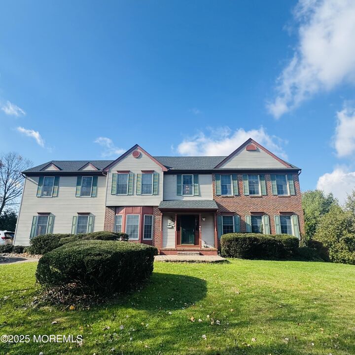 8 Ivy Lane  Wrightstown NJ 08562 photo