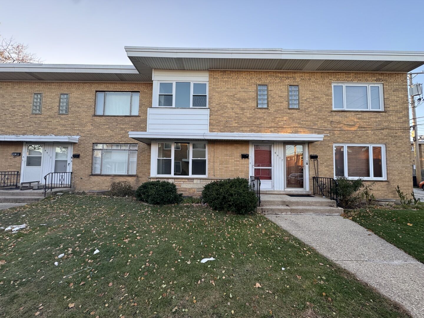 Property Photo: 4912 Crain Street C IL 60077