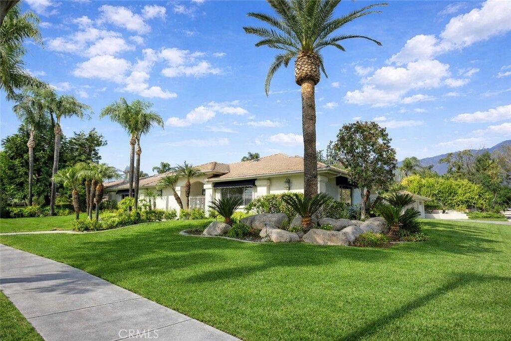 Property Photo:  141 W 21st Street  CA 91784 