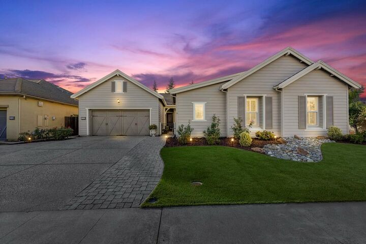 Property Photo:  2727 Woodgate Way  CA 95747 