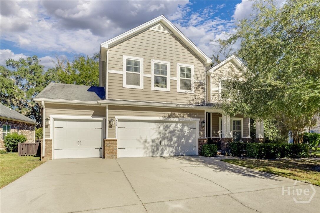 Property Photo:  214 Mosswood Drive  GA 31405 