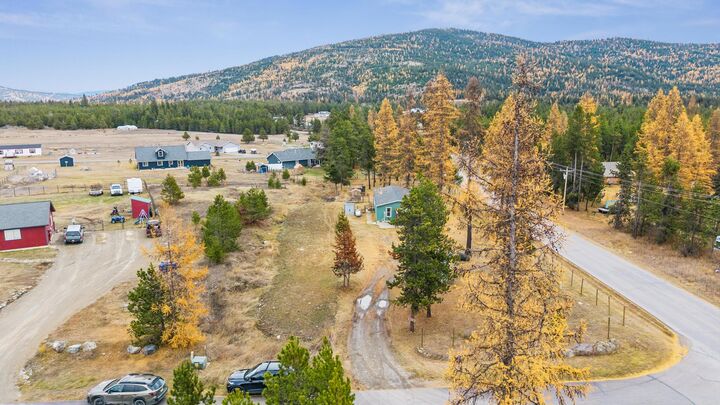 Property Photo: 310 Bitterroot Estates Drive MT 59925