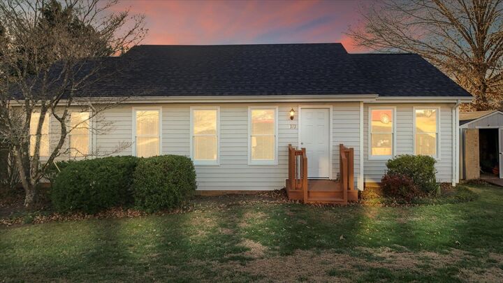 1373 Sandy Circle  Blacksburg VA 24060 photo