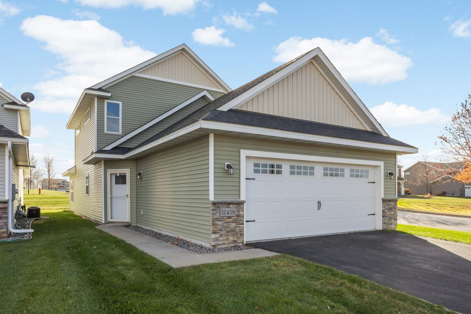 Property Photo:  12438 69th Lane NE  MN 55330 