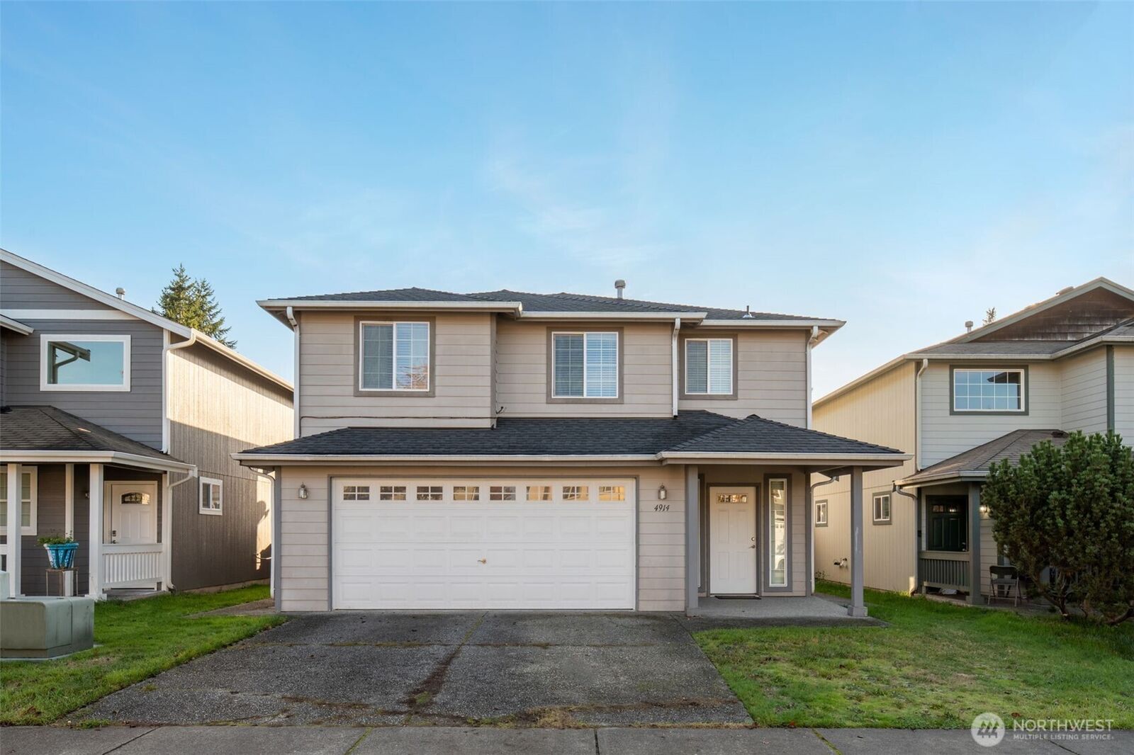 Property Photo: 4914 104th Place NE WA 98270