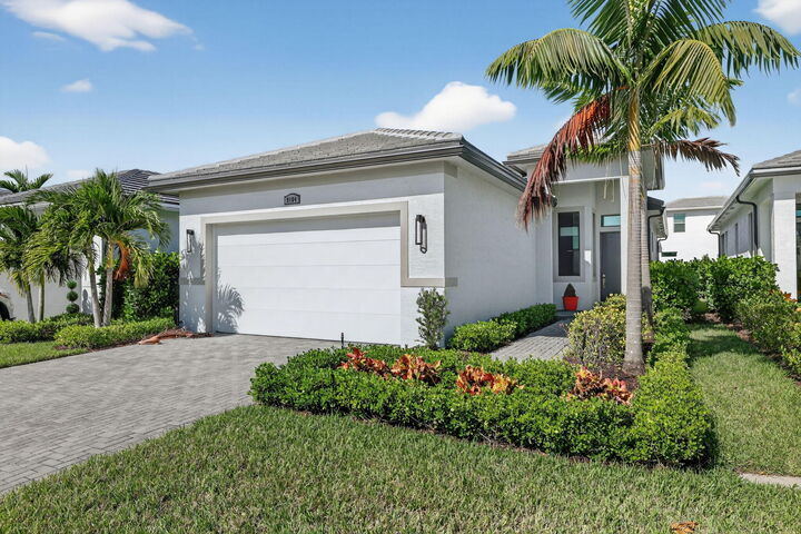 Property Photo:  9184 SW Esule Way  FL 34987 