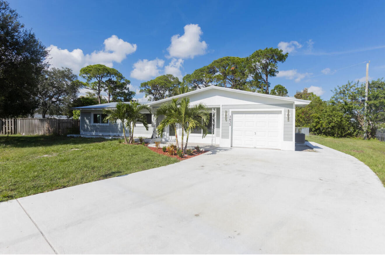 Property Photo:  3432 Southern Pines Drive  FL 34982 