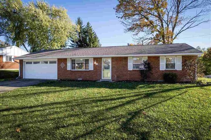 Property Photo:  2715 Birch Drive  IN 47374 