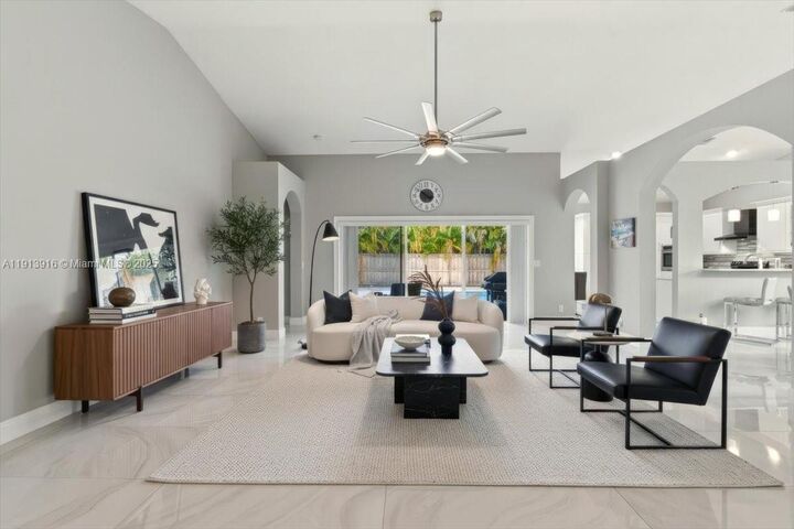 Property Photo:  9353 Cove Point Cir  FL 33472 