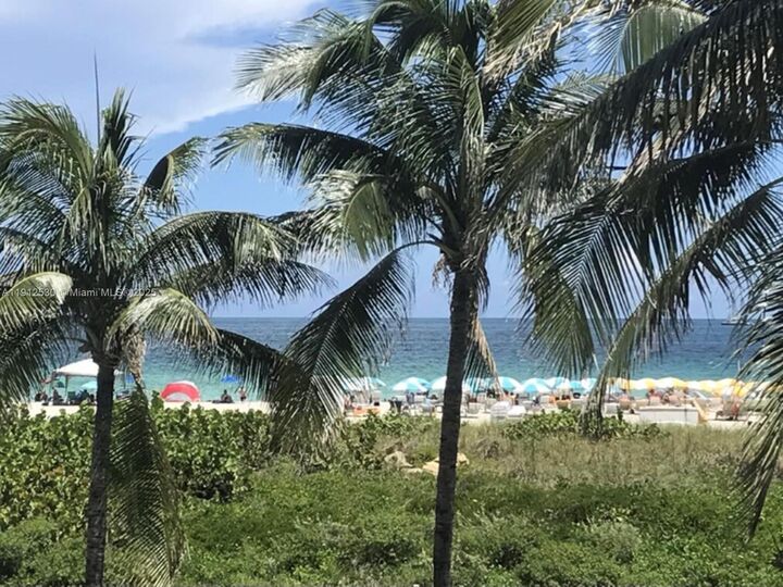 Property Photo:  335 Ocean Dr 239  FL 33139 