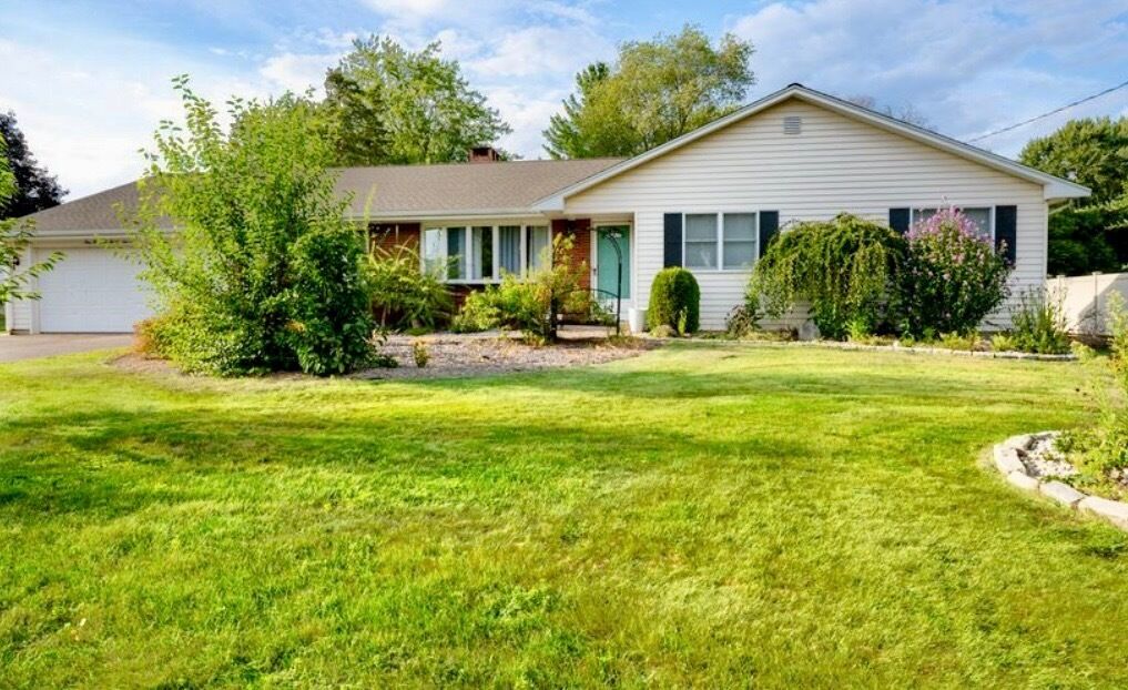 Property Photo:  127 Two Rod Highway  CT 06109 