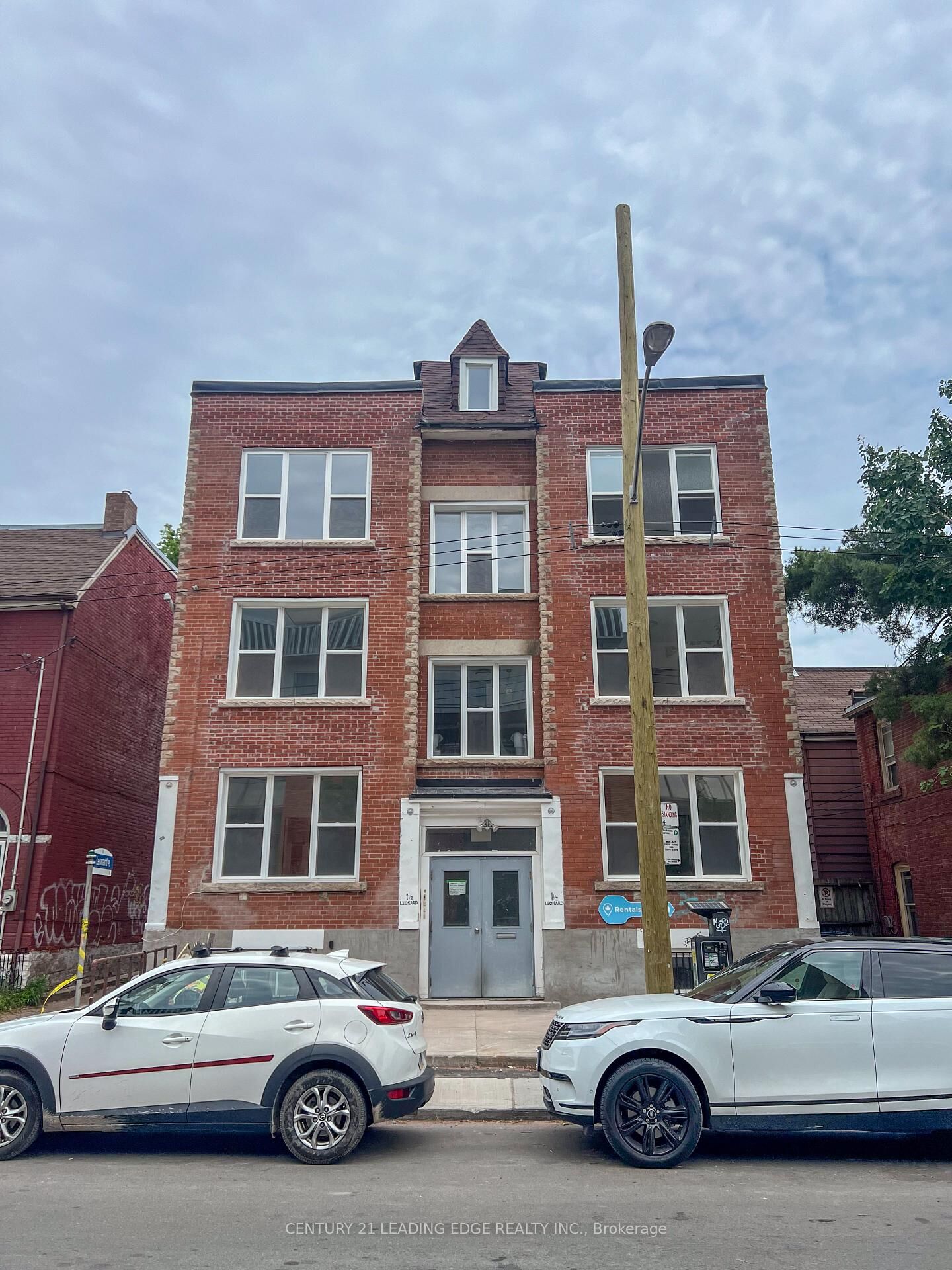 Property Photo: 1A Leonard Avenue Lower ON M5T 2P8