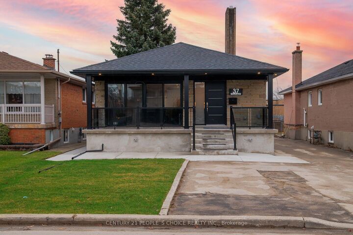 37 Bentworth Avenue  Toronto ON M6A 1P1 photo