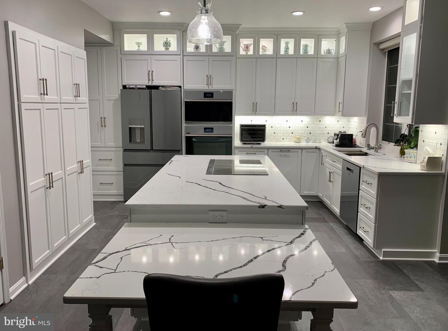 Property Photo:  12402 Brown Fox Way  VA 20191 