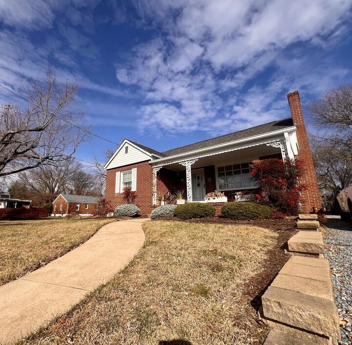 Property Photo: 146 Maryland Ave VA 22801