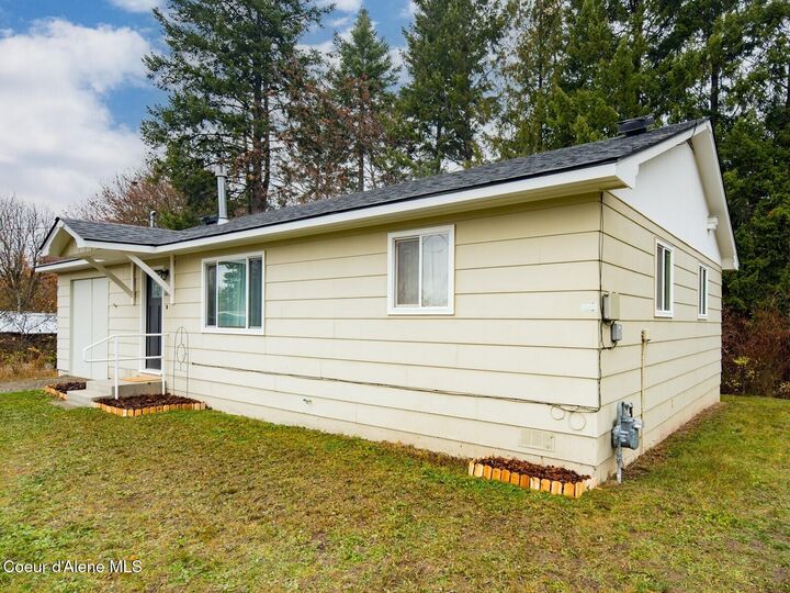 Property Photo: 6655 Buchanan St ID 83805