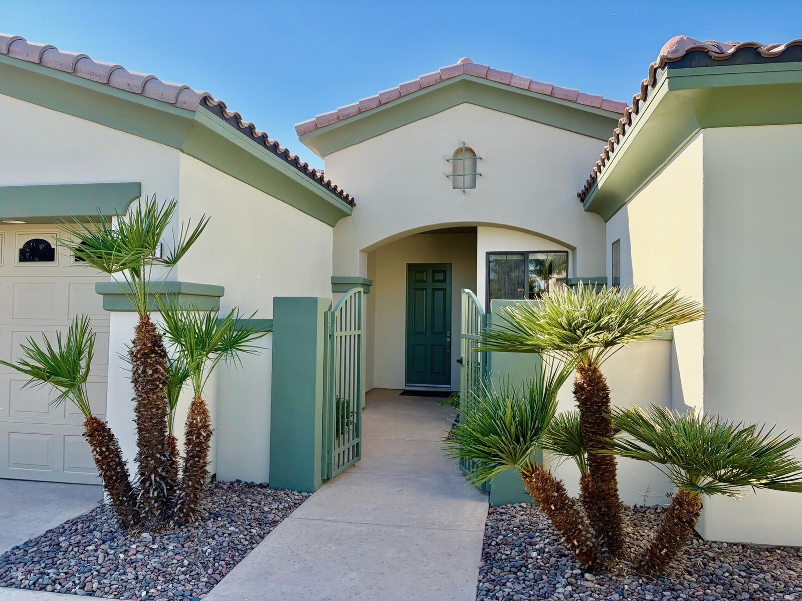 Property Photo:  35373 Vista Montana Court  CA 92234 