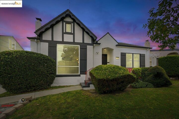 Property Photo:  5230 Hillen Dr  CA 94619 