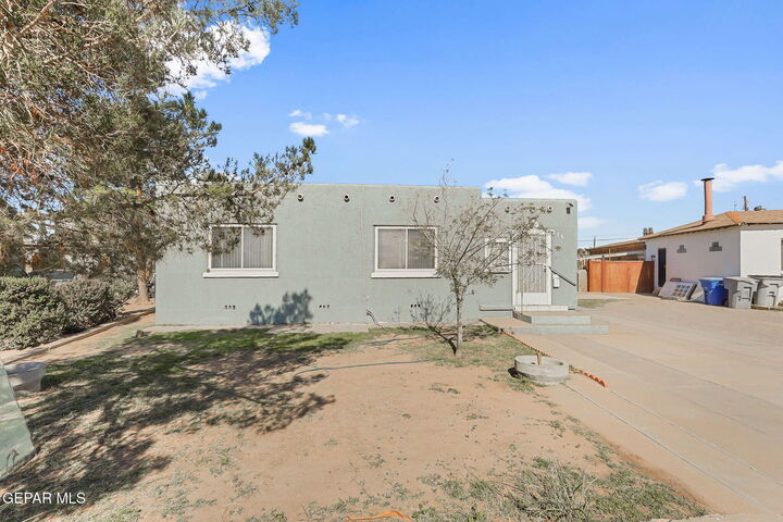 Property Photo:  215 Wooldridge Drive  TX 79915 