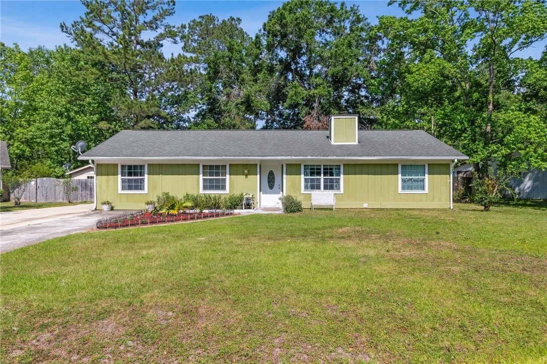 Property Photo: 114 Pineneedle Court GA 31548