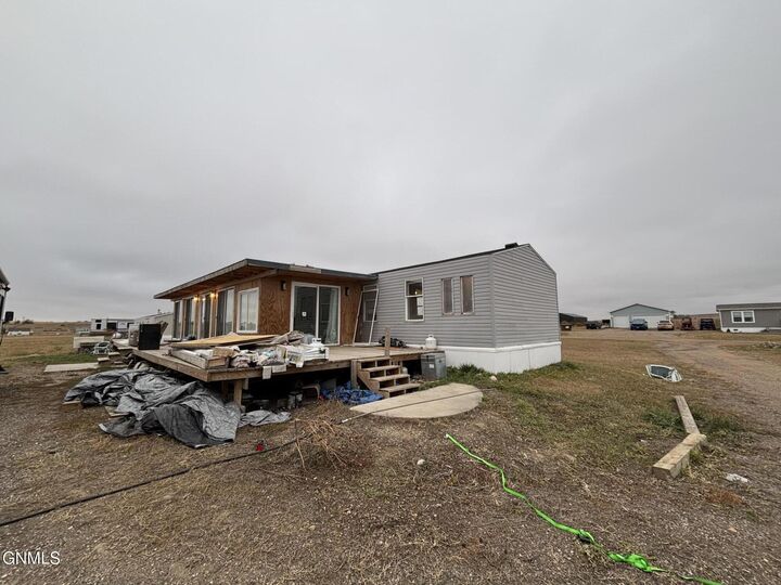 Property Photo: 13362 29 D Street NW ND 58835