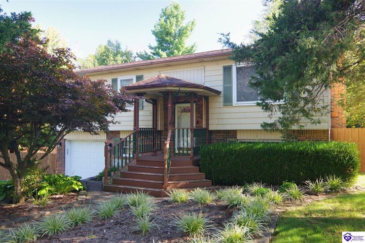 Property Photo: 354 Boone Trace KY 40160