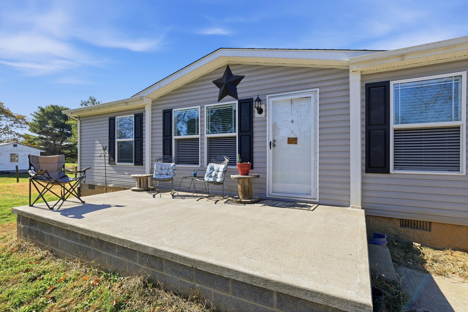 Property Photo: 1136 Patrick Road KY 40484