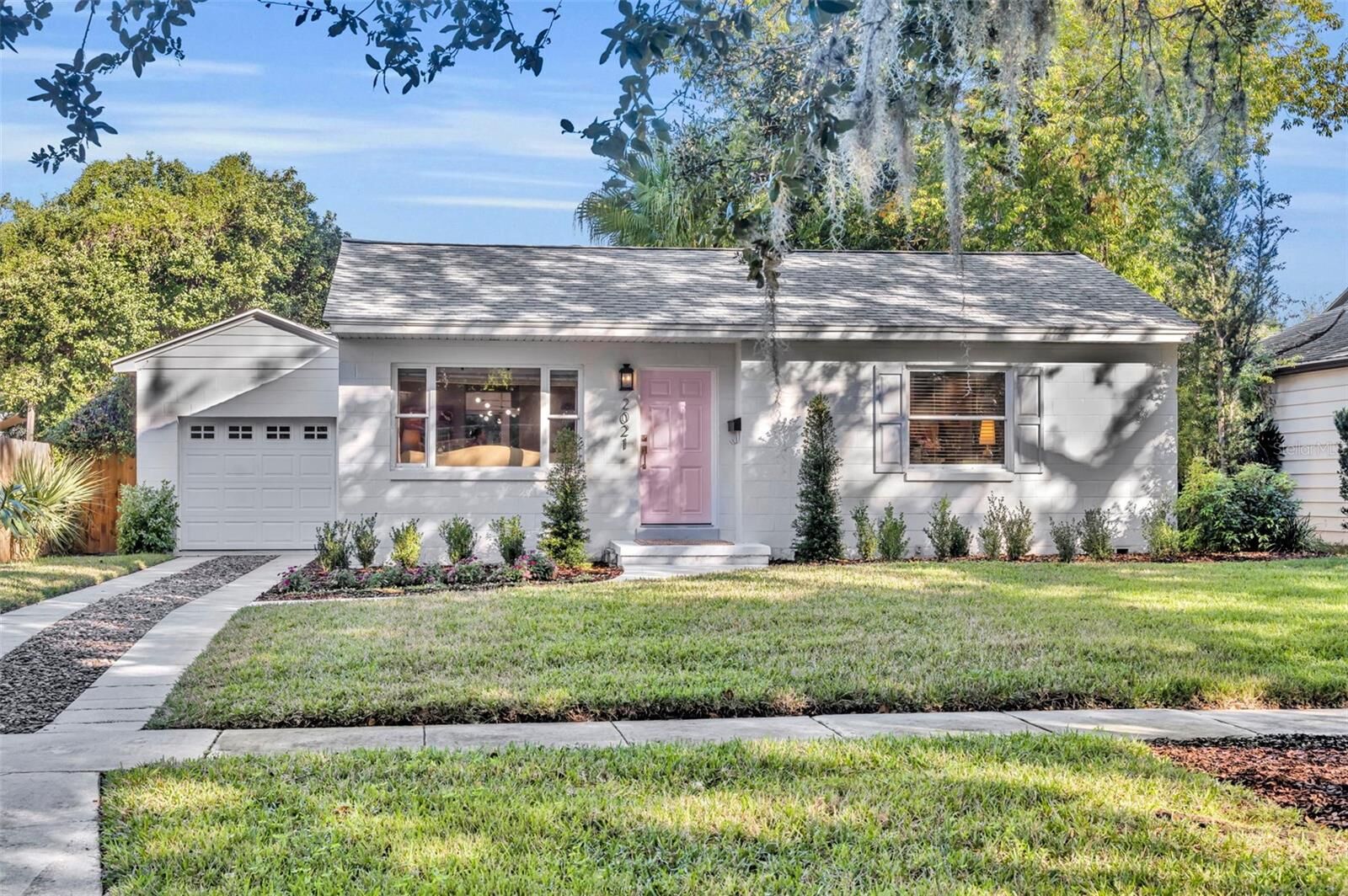 Property Photo:  2021 Palmer Street  FL 32803 