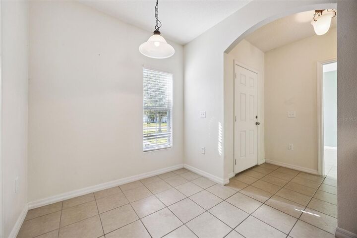 Property Photo:  3153 Queen Alexandria Drive  FL 34744 