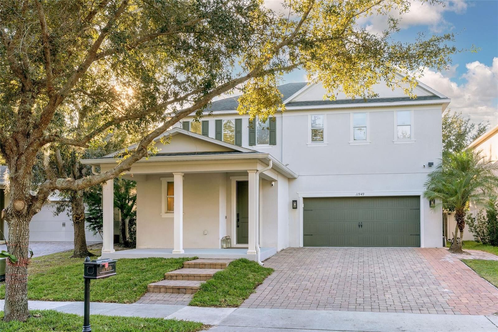 Property Photo: 11949 Verrazano Dr Drive FL 32836