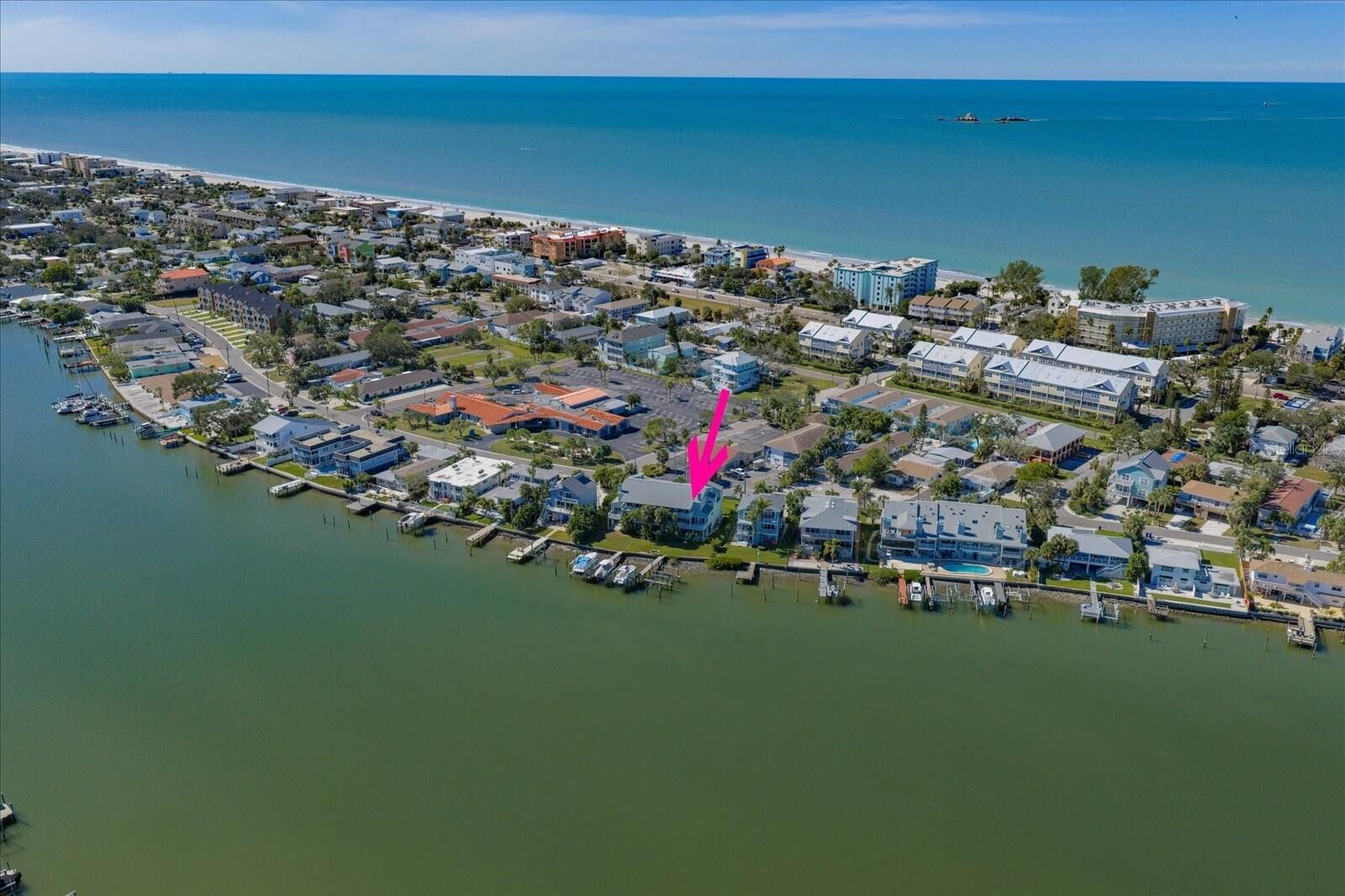 Property Photo: 2505 Bay Boulevard 4 FL 33785