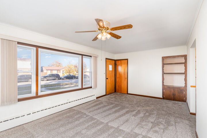 Property Photo: 10849 Lyman Avenue IL 60415